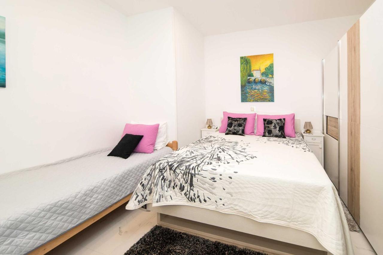 Anvedor Apartment Crikvenica Luaran gambar